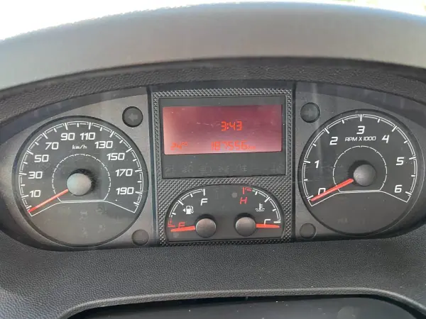 Peugeot 2021 - 17500 EUR, 187544 km - AUTO.MOTO.pt - 187544km - foto 16 de 16