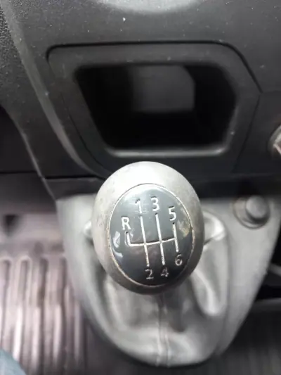 Renault Master 2.3 dCi L2 3.5T RD TP 2016 - 19700 EUR, 126344 km - AUTO.MOTO.pt - 126344km - foto 11 de 15