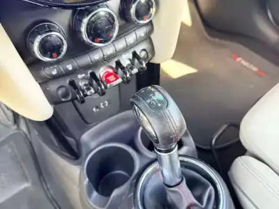 MINI Cooper 2015 - 18900 EUR, 132000 km - AUTO.MOTO.pt - 132000km - foto 7 de 29