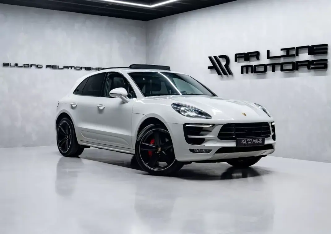 Porsche Macan 2016 - 47950 EUR, 132000 km - 132000km - foto 2 de 53