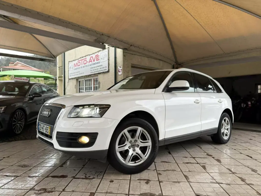 Audi Q5 2009 - 13950 EUR, 326842 km - AUTO.MOTO.pt - 326842km - foto 1 de 33