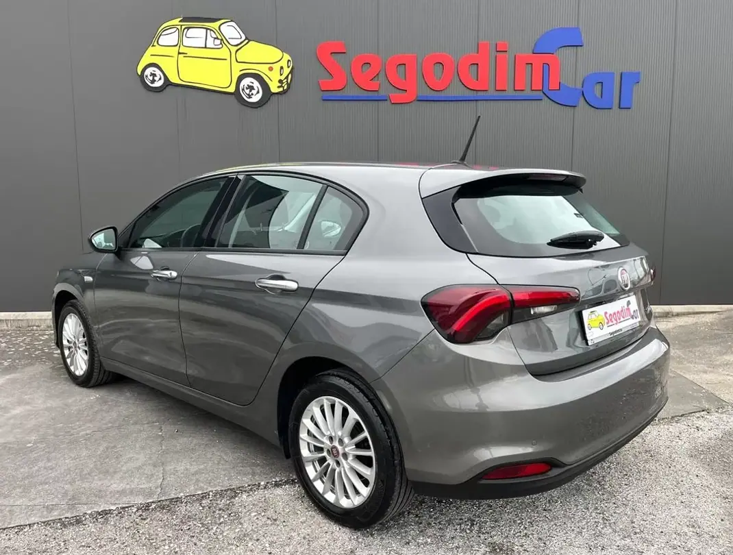 Fiat Tipo 2021 - 11900 EUR, 116480 km - AUTO.MOTO.pt - 116480km - foto 6 de 34