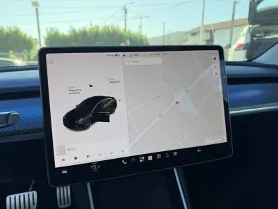 Tesla Model 3 2020 - 29500 EUR, 89581 km - 89581km - foto 27 de 48