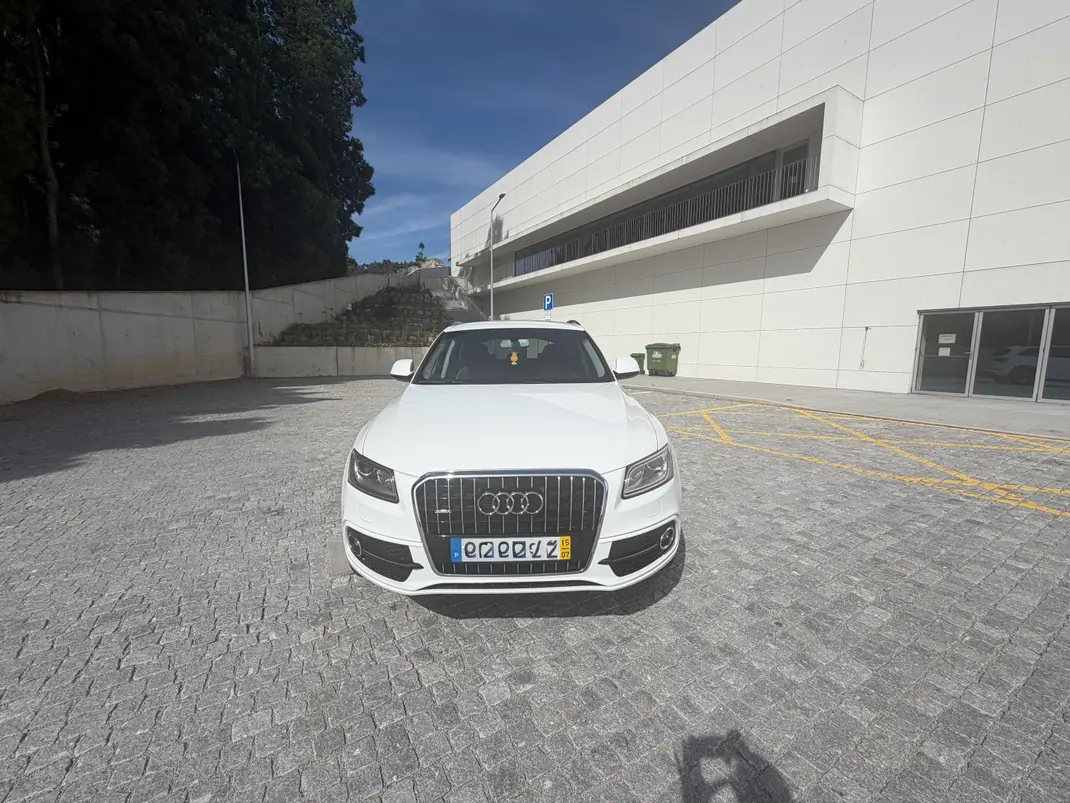 Audi Q5 2015 - 19500 EUR, 207500 km - 207500km - foto 2 de 5