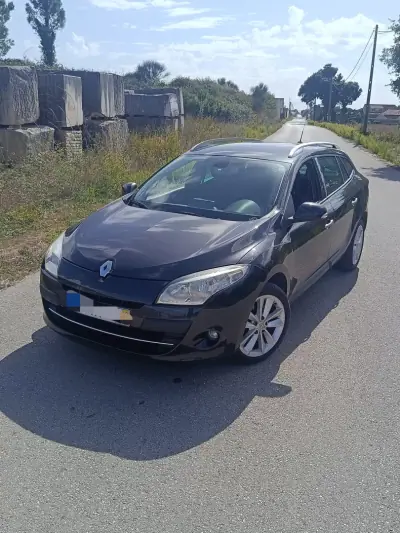 Renault Mégane Sport Tourer 2010 - 4750 EUR, 275000 km - foto 1 de 7