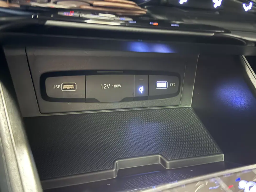 Hyundai Tucson 2022 - 19990 EUR, 208987 km - AUTO.MOTO.pt - 208987km - foto 18 de 19