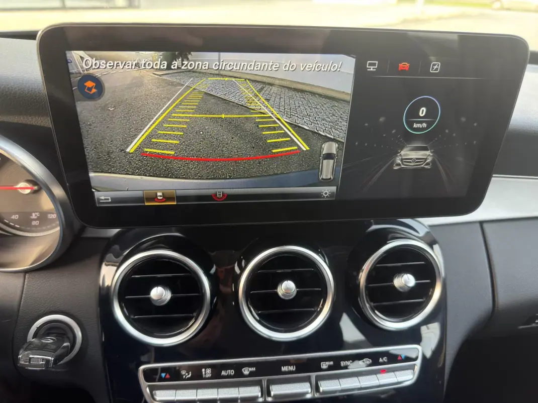 Mercedes-Benz C 250 2018 - 24500 EUR, 173000 km - AUTO.MOTO.pt - 173000km - foto 18 de 21