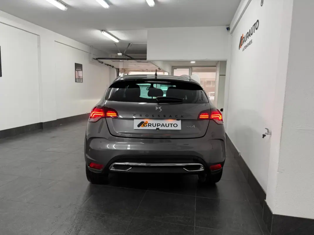 DS DS4 Crossback 2016 - 13990 EUR, 125000 km - AUTO.MOTO.pt - 125000km - foto 4 de 23