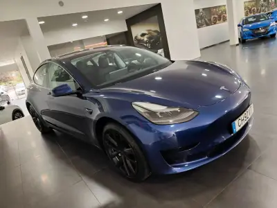 Tesla Model 3 2021 - 25990 EUR, 100000 km - AUTO.MOTO.pt - 100000km - foto 15 de 46