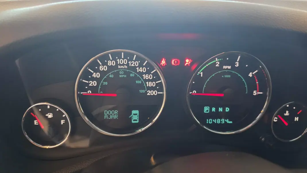 Jeep Wrangler Unlimited 2018 - 49500 EUR, 104894 km - AUTO.MOTO.pt - 104894km - foto 42 de 63