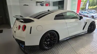 Nissan GT-R 2017 - 149900 EUR, 50238 km - AUTO.MOTO.pt - 50238km - foto 18 de 57