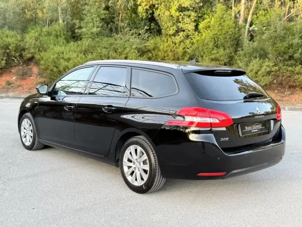 Peugeot 308 SW 2020 - 12900 EUR, 135154 km - AUTO.MOTO.pt - 135154km - foto 39 de 44