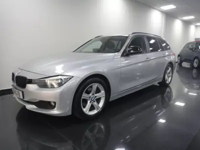 BMW 318 2013 - 157000km