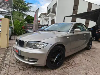 BMW 120 2009 — foto 2 de 30