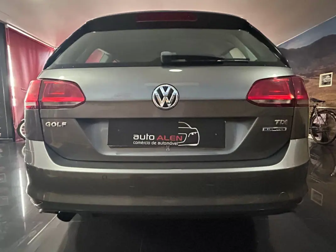 Volkswagen Golf Variant 2016 - 8990 EUR, 268715 km - AUTO.MOTO.pt - 268715km - foto 5 de 21