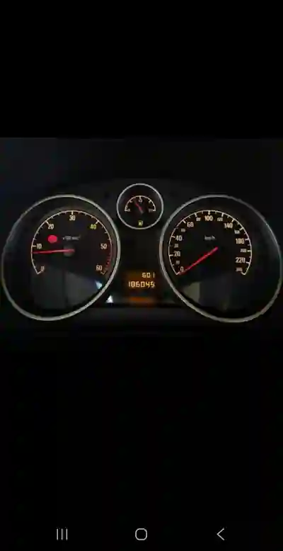 Opel Astra 2007 - 3290 EUR, 196000 km - 196000km - foto 8 de 11