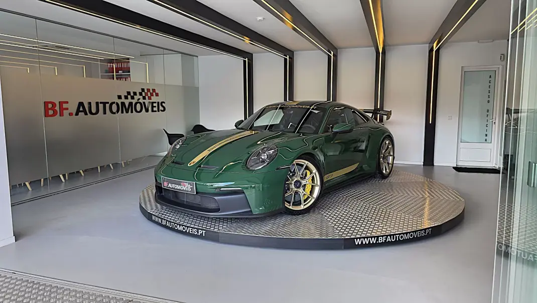 Porsche 992 2021 - 235000 EUR, 15666 km - AUTO.MOTO.pt - 15666km - foto 12 de 61