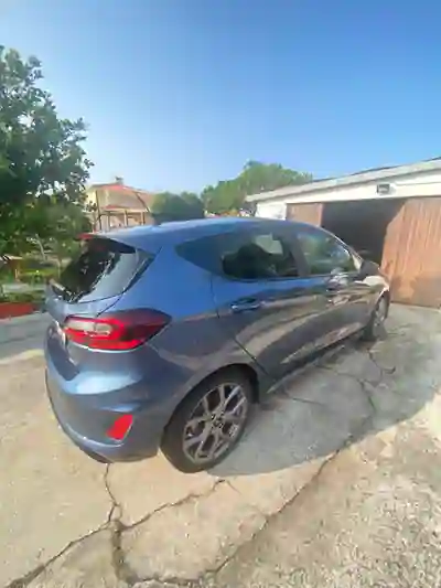 Ford Fiesta 2022 - 19900 EUR, 48000 km - AUTO.MOTO.pt - 48000km - foto 3 de 7