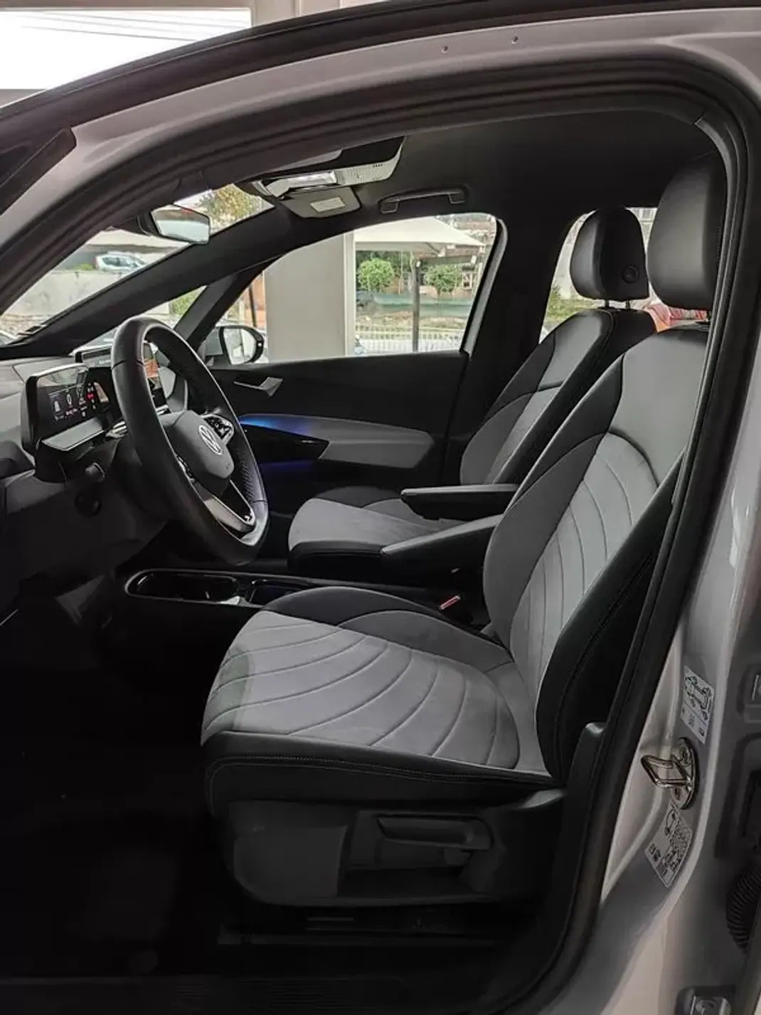 Volkswagen ID.3 2023 - 25950 EUR, 19300 km - AUTO.MOTO.pt - 19300km - foto 16 de 35