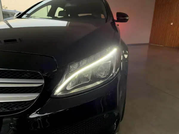 Mercedes-Benz C 200 2015 - 17999 EUR, 175000 km - AUTO.MOTO.pt - 175000km - foto 118 de 125