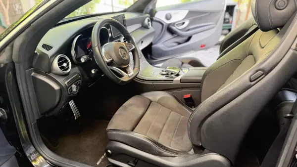 Mercedes-Benz C 180 2018 - 31500 EUR, 111500 km - AUTO.MOTO.pt - 111500km - foto 25 de 29