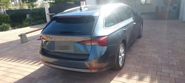 Skoda Octavia Break 2021 — foto 3 de 5