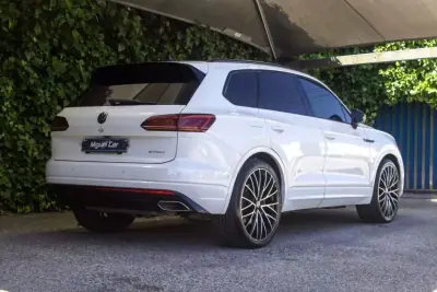 Volkswagen Touareg 2021 - 59900 EUR, 55000 km - AUTO.MOTO.pt - 55000km - foto 9 de 32