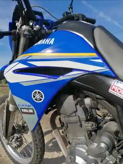 Yamaha XT 225 2004 - 4150 EUR, 48000 km - AUTO.MOTO.pt - 48000km - foto 4 de 6