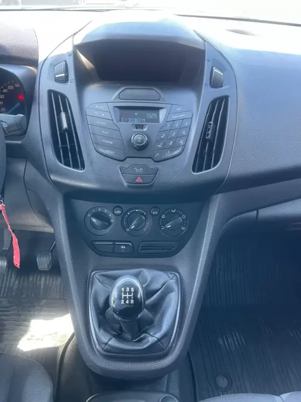 Ford Transit 2018 - 10500 EUR, 175000 km - AUTO.MOTO.pt - 175000km - foto 12 de 12
