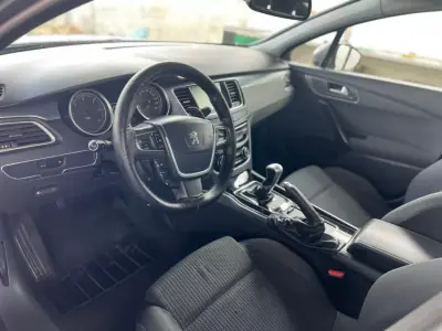 Peugeot 508 SW 2017 - 11250 EUR, 267100 km - AUTO.MOTO.pt - 267100km - foto 8 de 8