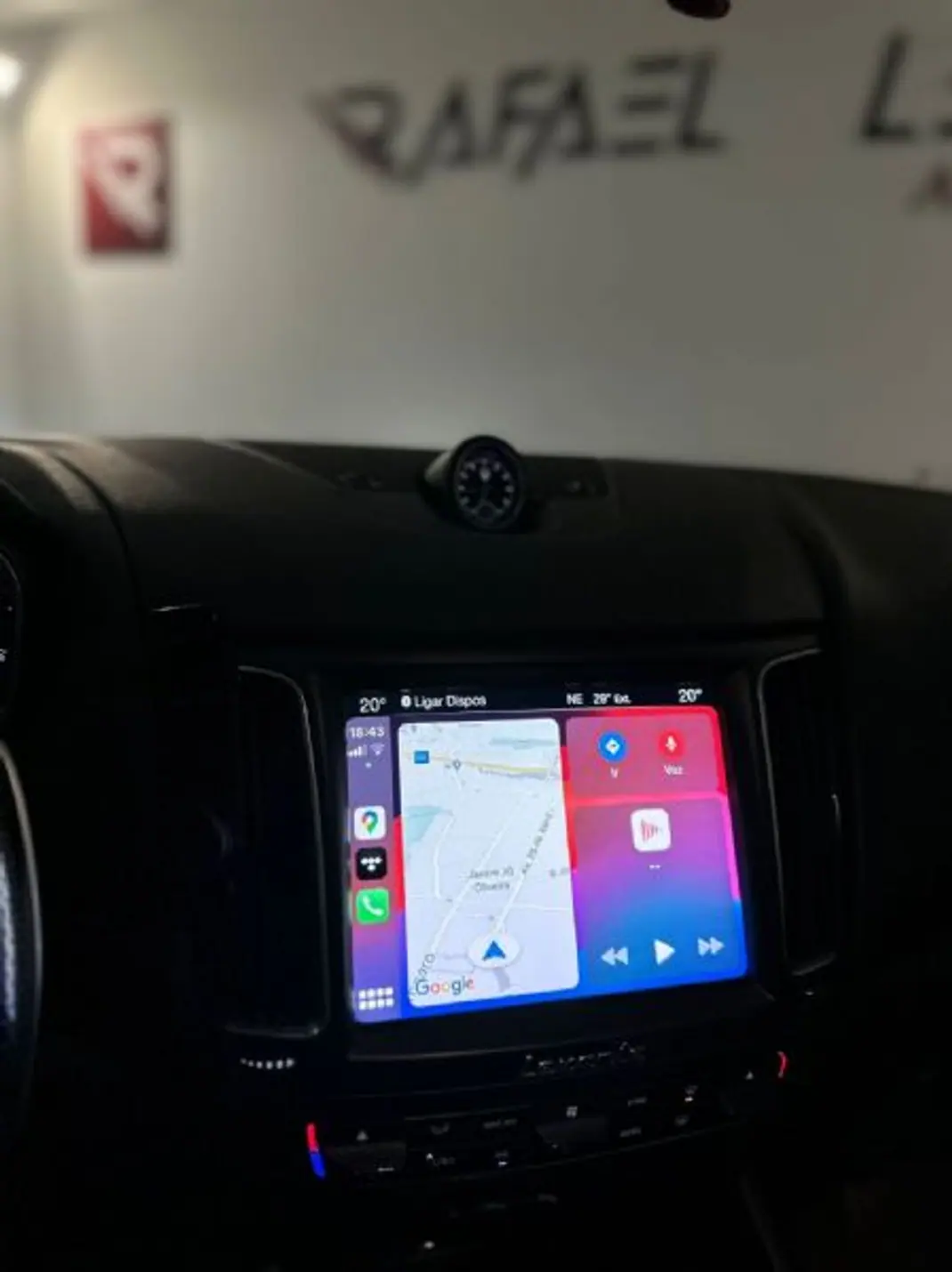 Maserati Levante 2016 - 44500 EUR, 232000 km - AUTO.MOTO.pt - 232000km - foto 31 de 55