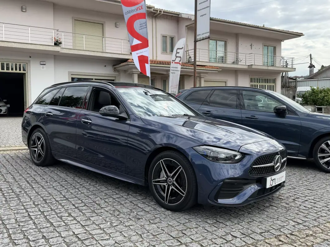 Mercedes-Benz C 300e 2024 - 51500 EUR, 26210 km - AUTO.MOTO.pt - 26210km - foto 2 de 22