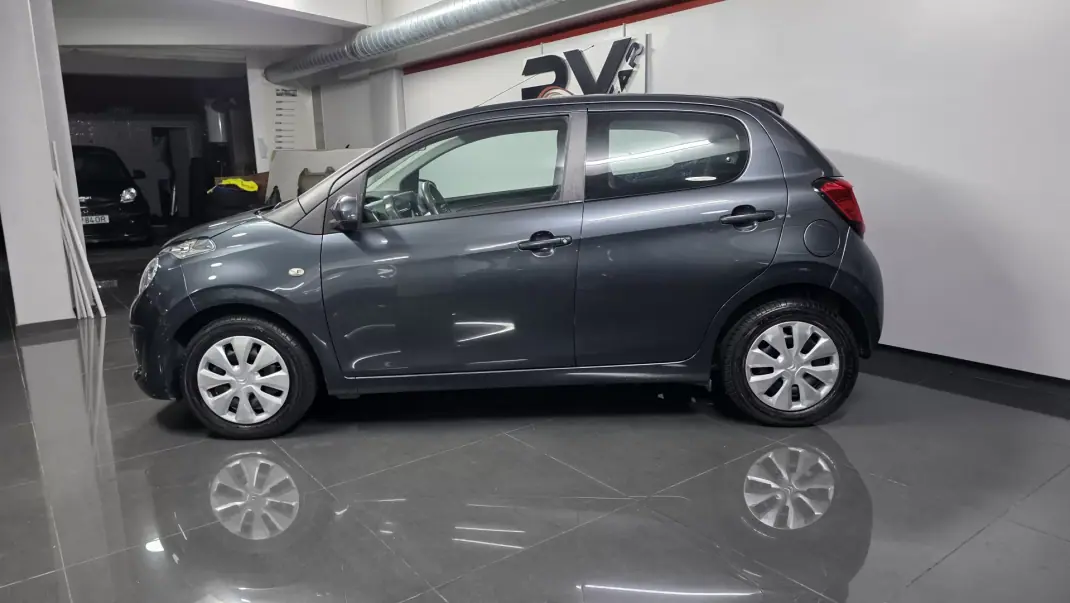 Citroën C1 2016 - 8990 EUR, 84000 km - AUTO.MOTO.pt - 84000km - foto 2 de 25