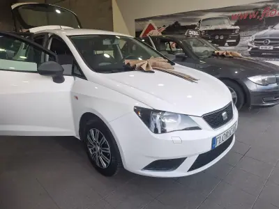 SEAT Ibiza 2014 - 7490 EUR, 152991 km - foto 1 de 26