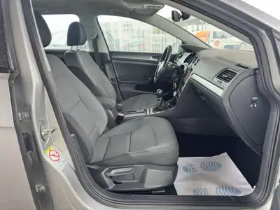 Volkswagen Golf 2017 - 14850 EUR, 162567 km - AUTO.MOTO.pt - 162567km - foto 17 de 20