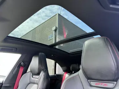 Porsche Macan 2026 - 129000 EUR, 2200 km - AUTO.MOTO.pt - 2200km - foto 60 de 85