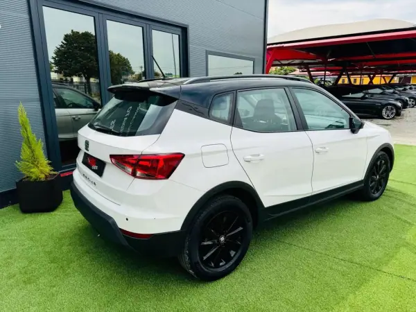 SEAT Arona 2021 - 15999 EUR, 100000 km - AUTO.MOTO.pt - 100000km - foto 13 de 31