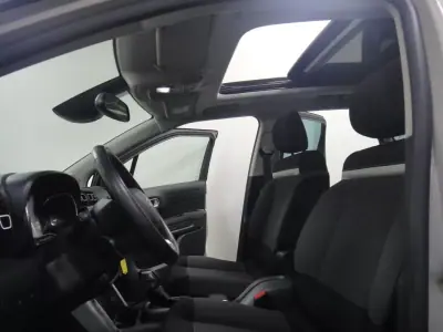 Citroën C3 Aircross 2019 - 14990 EUR, 63000 km - AUTO.MOTO.pt - 63000km - foto 11 de 27
