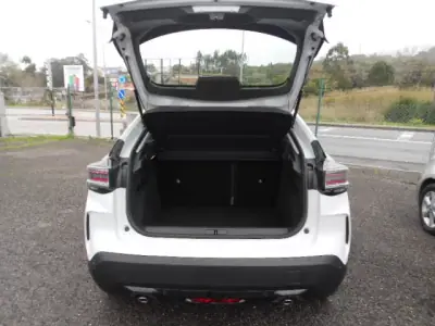 Citroën C4 2025 - 23500 EUR, 17074 km - AUTO.MOTO.pt - 17074km - foto 7 de 14