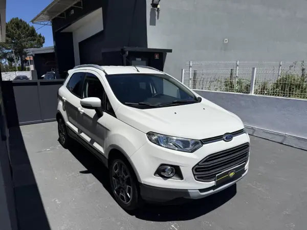 Ford EcoSport 2016 - 7750 EUR, 161000 km - AUTO.MOTO.pt - 161000km - foto 3 de 20