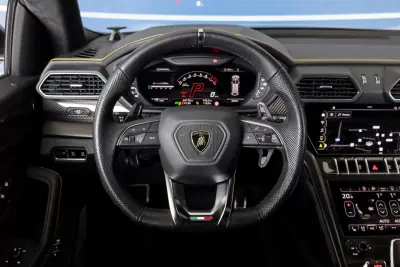 Lamborghini Urus 2022 - 295000 EUR, 44172 km - AUTO.MOTO.pt - 44172km - foto 7 de 26