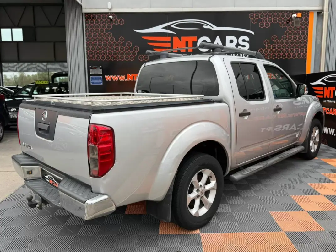 Nissan Navara 2011 - 20900 EUR, 188633 km - AUTO.MOTO.pt - 188633km - foto 2 de 13