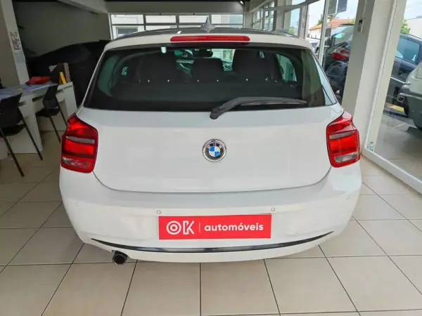 BMW 116 2013 - 10500 EUR, 215000 km - AUTO.MOTO.pt - 215000km - foto 9 de 33