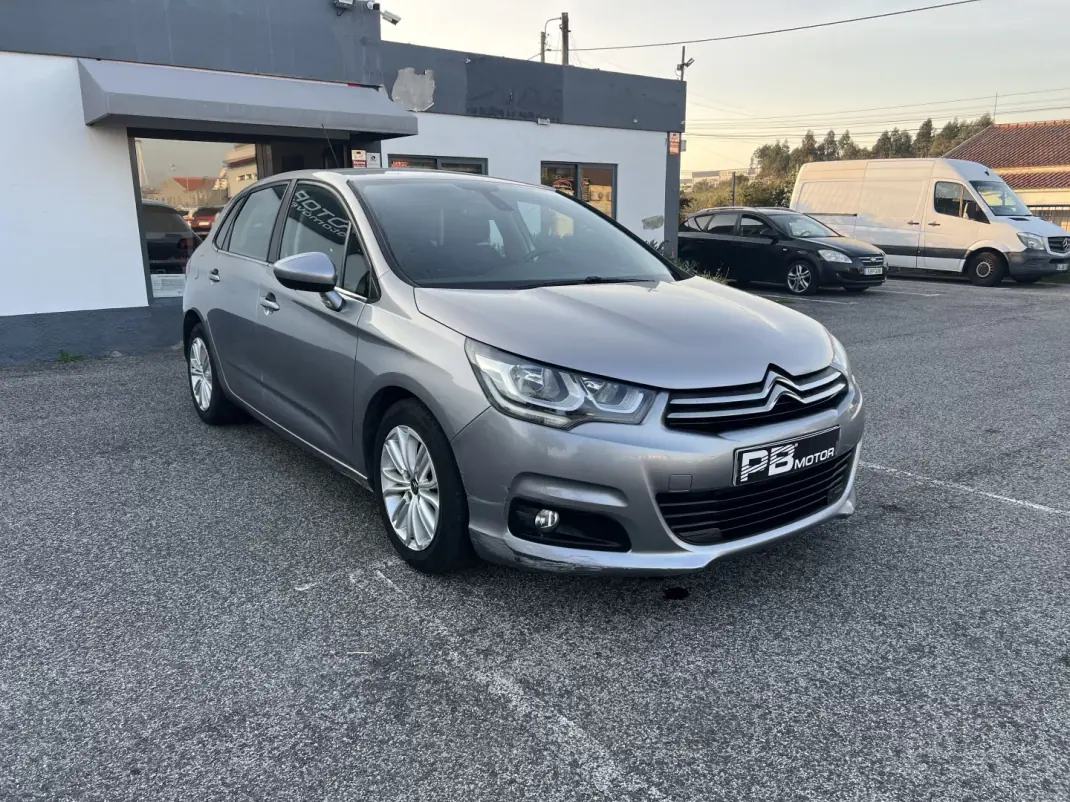 Citroën C4 2016 - 12250 EUR, 155210 km - AUTO.MOTO.pt - 155210km - foto 11 de 18