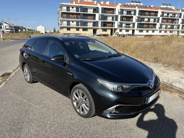 Toyota Auris Touring Sports 2016