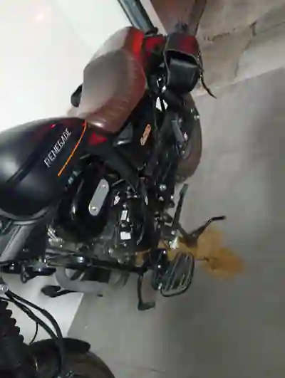 UM Renegade 2022 — foto 3 de 6