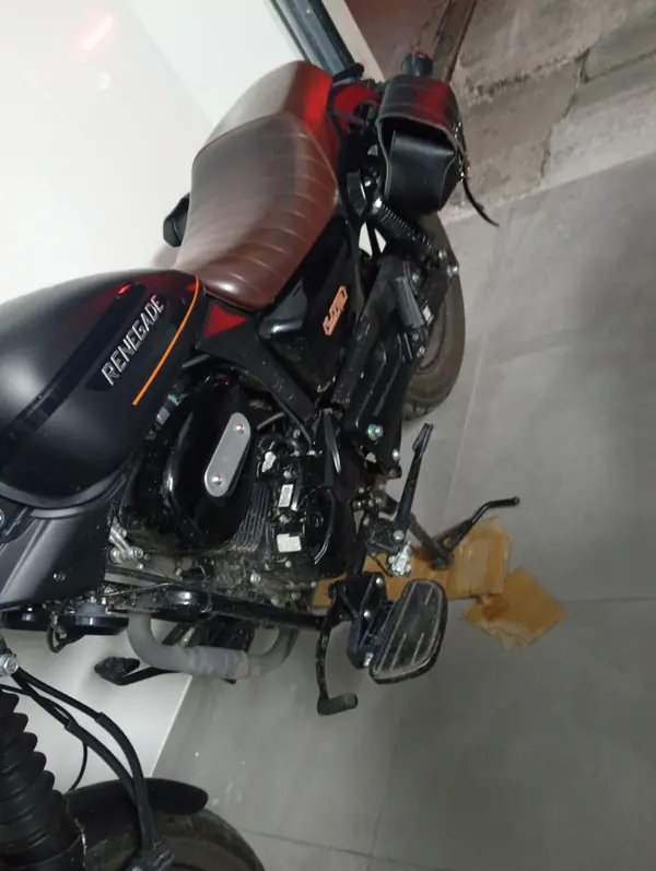 UM Renegade 2022 — foto 3 de 6