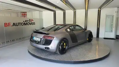 Audi R8 Coupé 2008 - 69500 EUR, 124927 km - AUTO.MOTO.pt - 124927km - foto 4 de 53