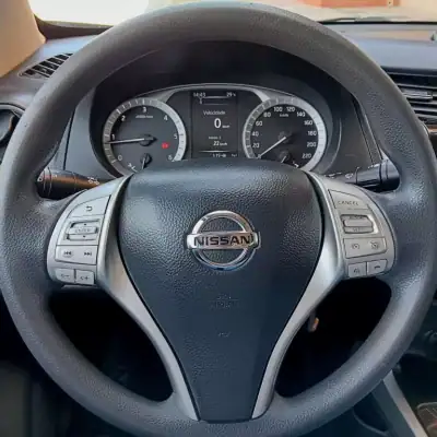 Nissan Navara 2021 - 34500 EUR, 93942 km - AUTO.MOTO.pt - 93942km - foto 14 de 23