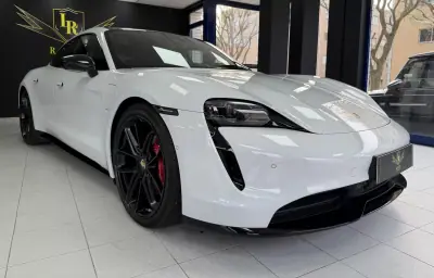 Porsche Taycan 2020 - 81927km